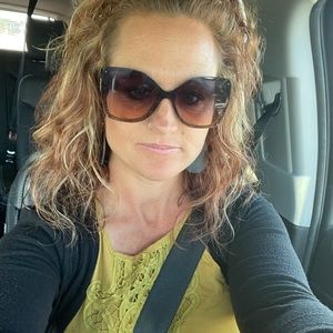 Meet your Posher, Jami